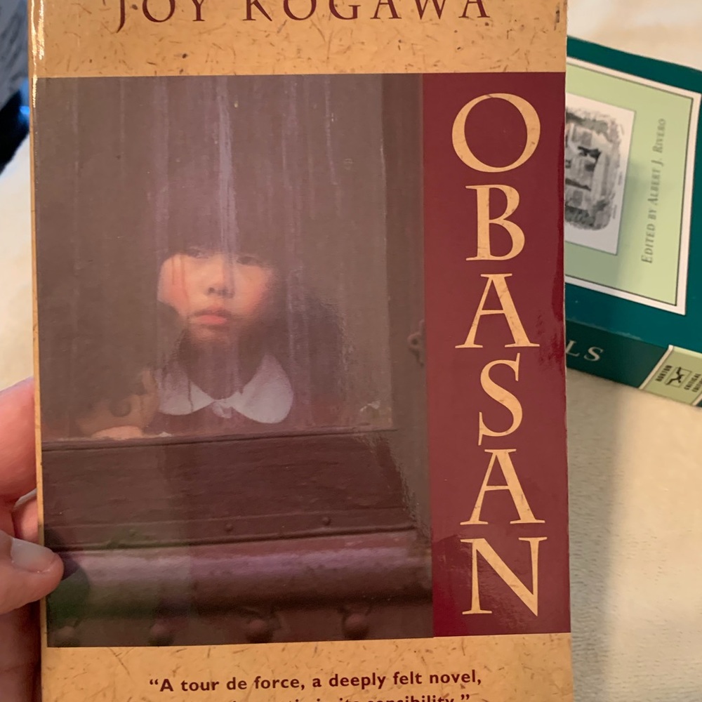SOLD Six paperbacks - Picture 9 of 9